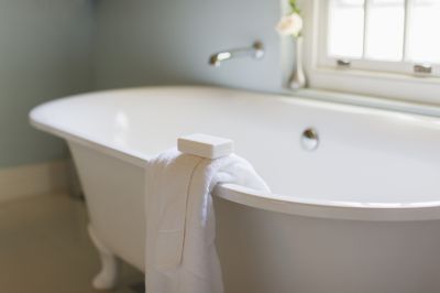 Cast Iron Clawfoot Tub